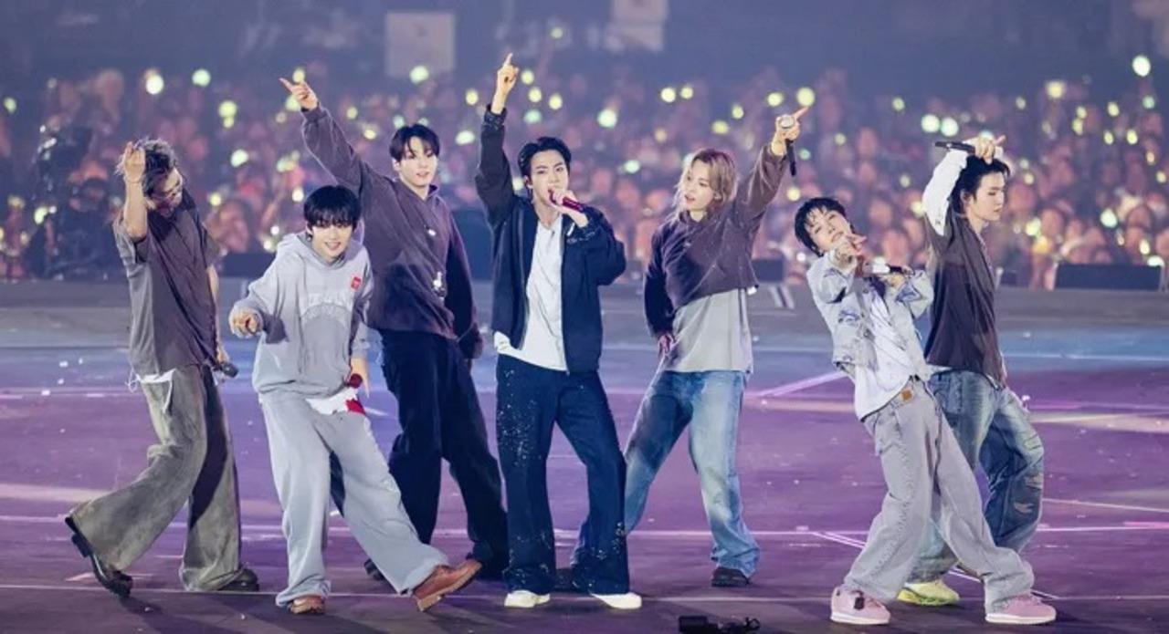 &lsquo;BTS World Tour &lsquo;Arirang&rsquo; in Busan: Live Viewing&rsquo; (June 13)
The concert film broadcasts BTS&rsquo;s highly anticipated homecoming performance live from the Busan Asiad Main Stadium to theaters worldwide